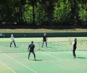 R3-1　テニス写真１