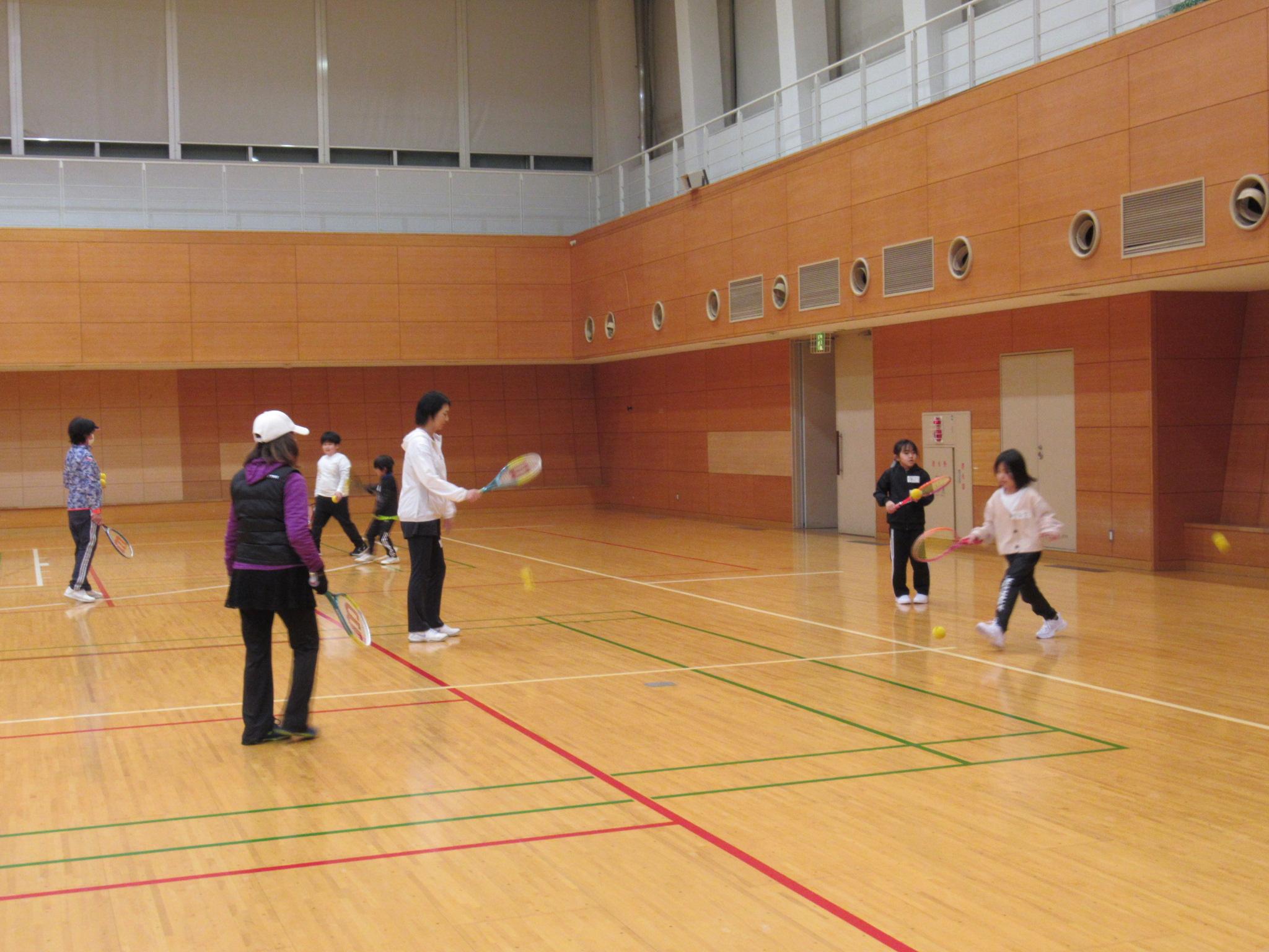 R7-3 バドミントン小学生① 